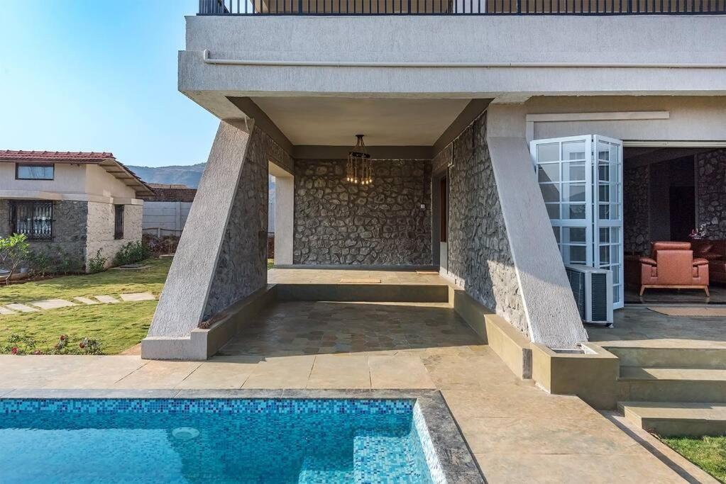Stone Mansion By Phoenix Stays Igatpuri Eksteriør bilde