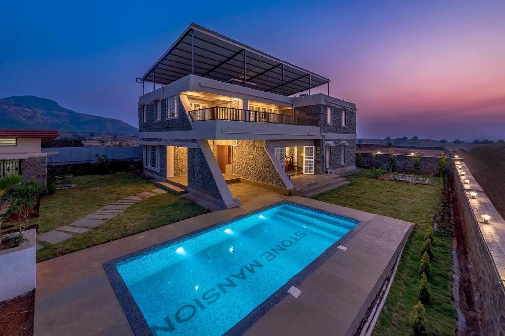 Stone Mansion By Phoenix Stays Igatpuri Eksteriør bilde